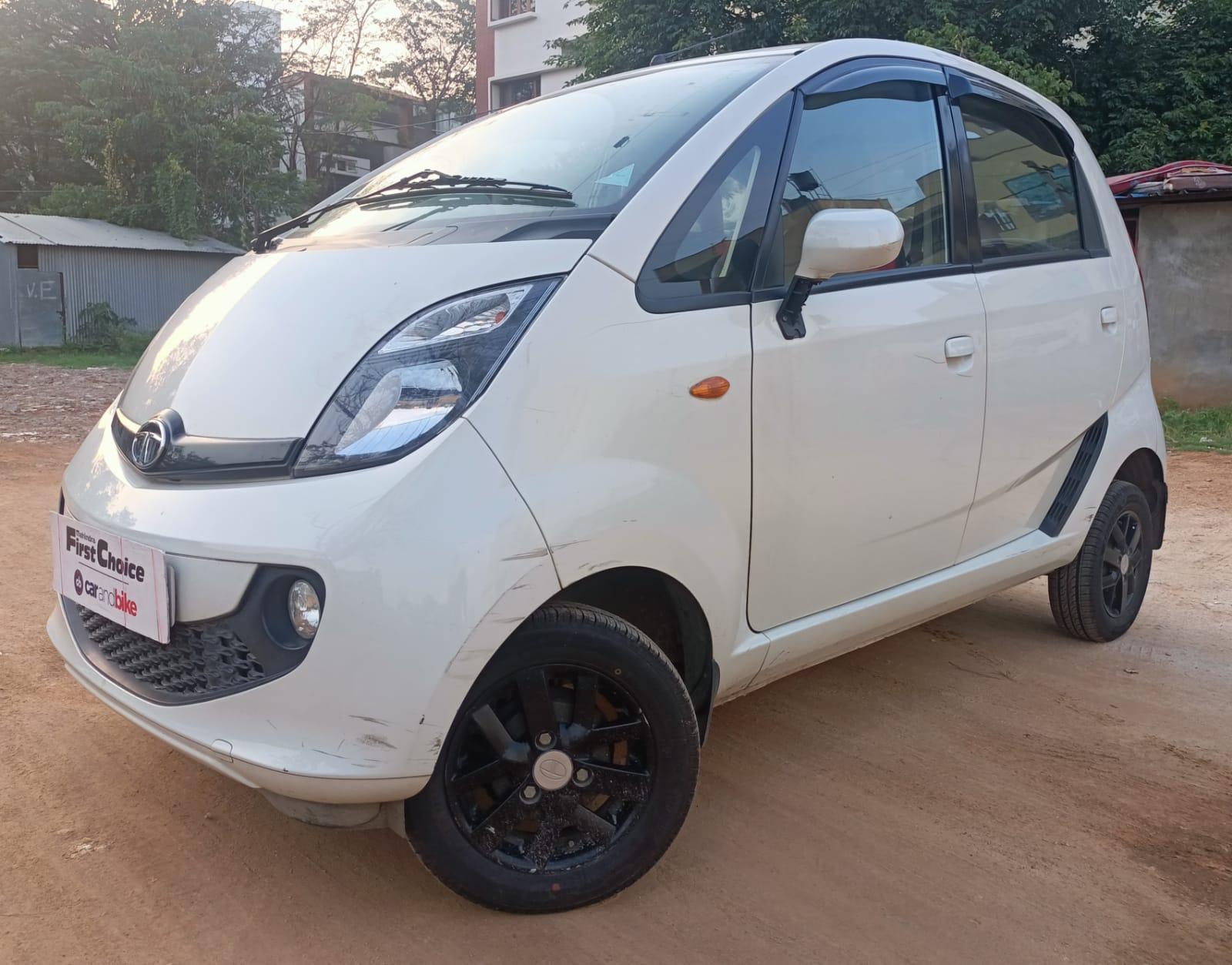 2015 टाटा नैनो XTA GenX 2015 टाटा नैनो XTA GenX