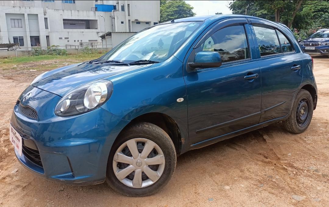 2016 निसान माइक्रा एक्टिव XV 2016 निसान माइक्रा एक्टिव XV