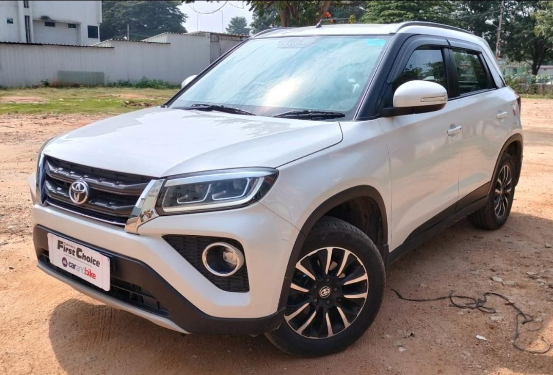 2022 टोयोटा अर्बन क्रूजर Premium MT 2022 टोयोटा अर्बन क्रूजर Premium MT