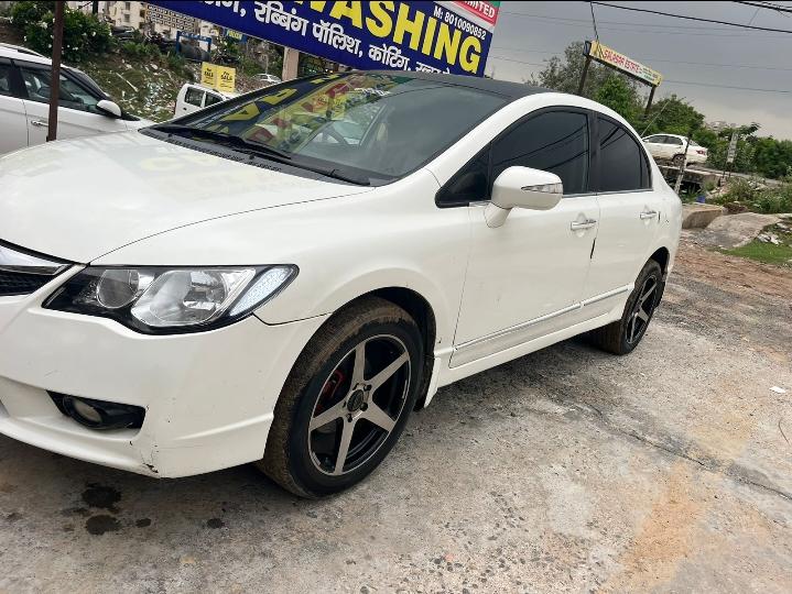 2010 होंडा सिविक 1.8 V MT 2010 होंडा सिविक 1.8 V MT