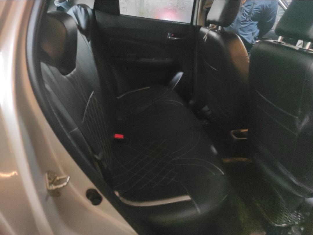 2020 मारुति सुजुकी स्विफ्ट VXI BS IV 2020 मारुति सुजुकी स्विफ्ट VXI BS IV