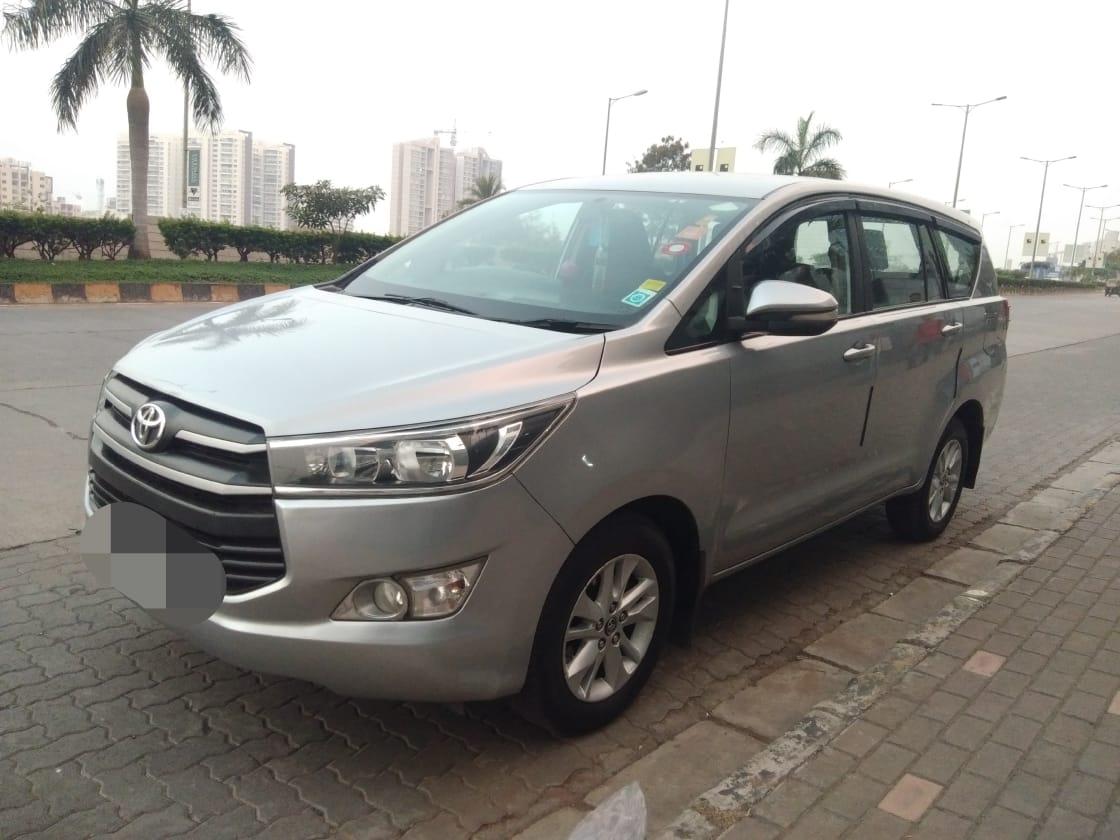 2016 टोयोटा इनोवा क्रिस्टा 2.8 GX AT 7-Seater 2016 टोयोटा इनोवा क्रिस्टा 2.8 GX AT 7-Seater