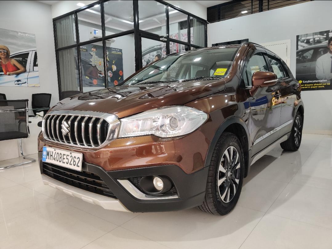 2017 मारुति सुजुकी एस-क्रॉस Zeta 2017 मारुति सुजुकी एस-क्रॉस Zeta