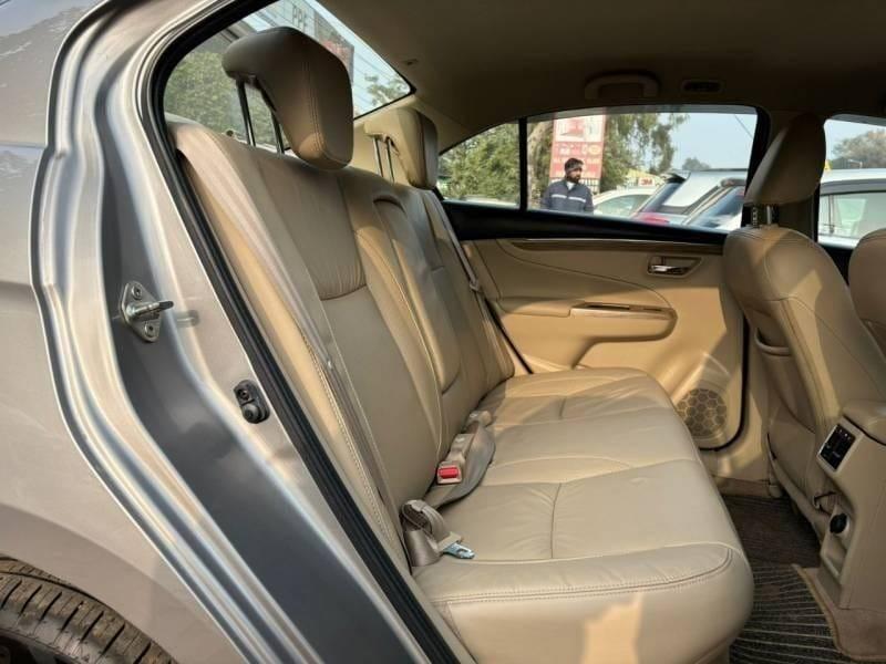 यूज़्ड 2019 मारुति सुजुकी सियाज़, Gurgaon New Delhi 11 यूज़्ड 2019 मारुति सुजुकी सियाज़, Gurgaon New Delhi 11