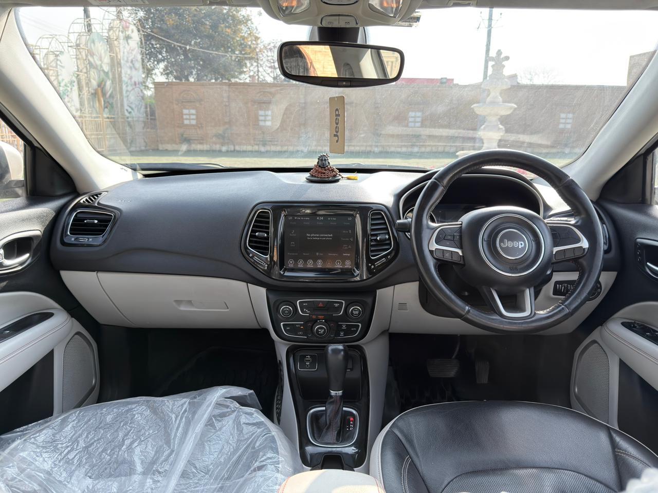 यूज़्ड 2019 जीप कम्पास, Gurgaon New Delhi 9 यूज़्ड 2019 जीप कम्पास, Gurgaon New Delhi 9