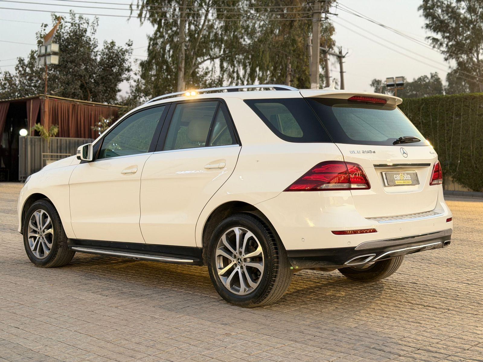 यूज़्ड 2018 मर्सिडीज़-बेंज़ जीएल-क्लास, Gurgaon New Delhi 12 यूज़्ड 2018 मर्सिडीज़-बेंज़ जीएल-क्लास, Gurgaon New Delhi 12