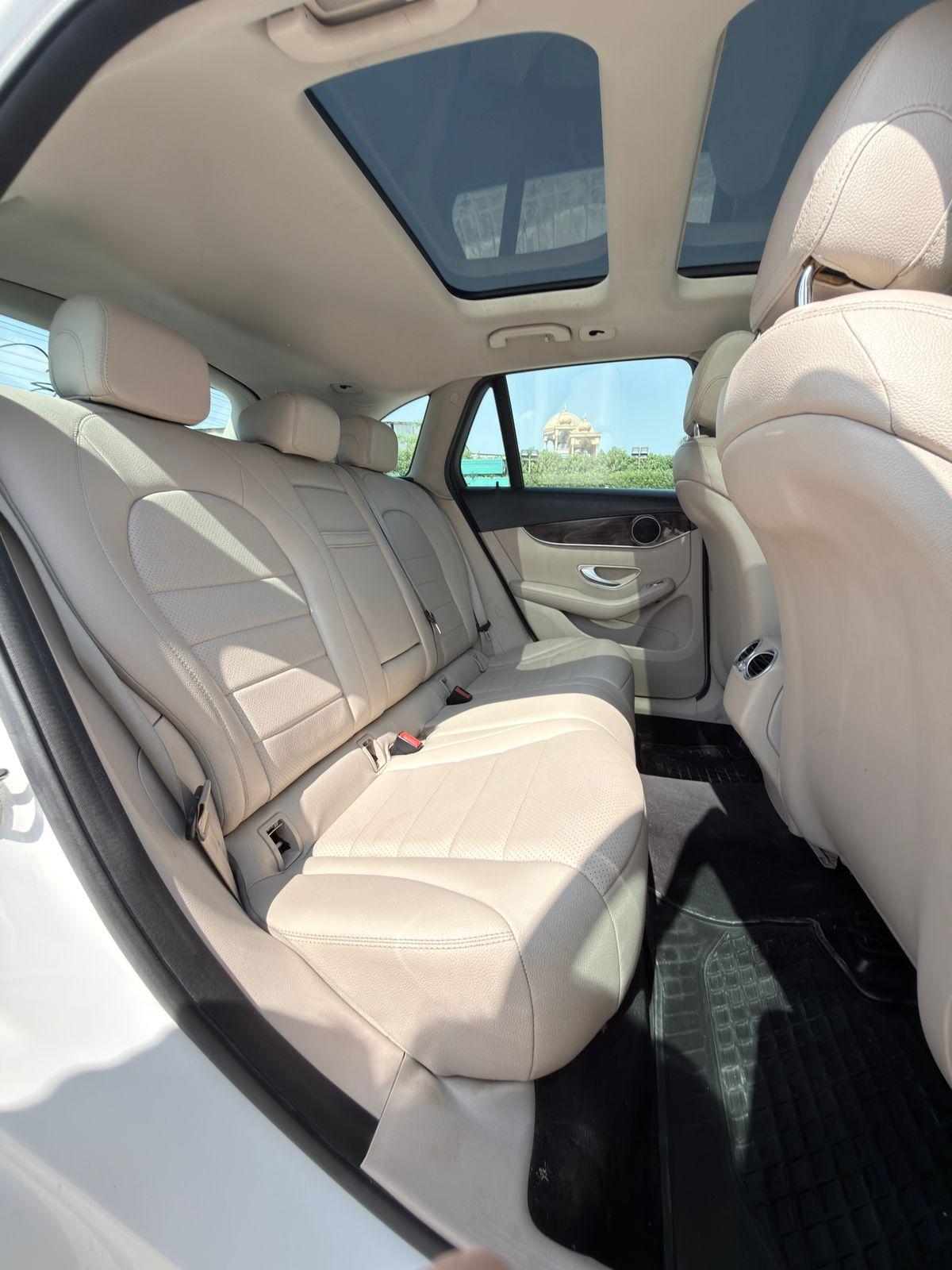 यूज़्ड 2019 मर्सिडीज़-बेंज़ जीएलसी, Gurgaon New Delhi 11 यूज़्ड 2019 मर्सिडीज़-बेंज़ जीएलसी, Gurgaon New Delhi 11