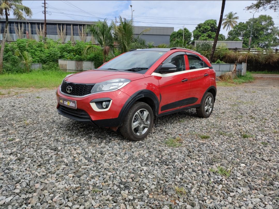 2018 टाटा नेक्सन Revotorq XM 2018 टाटा नेक्सन Revotorq XM