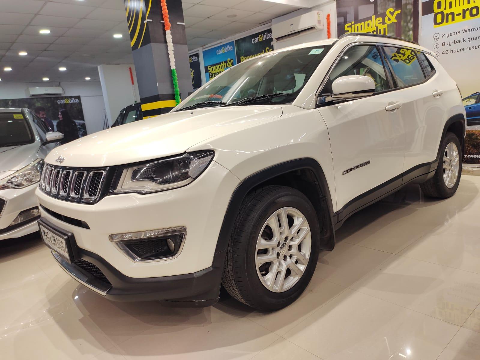 2017 जीप कम्पास Limited 4X4 2.0 Diesel BS IV 2017 जीप कम्पास Limited 4X4 2.0 Diesel BS IV