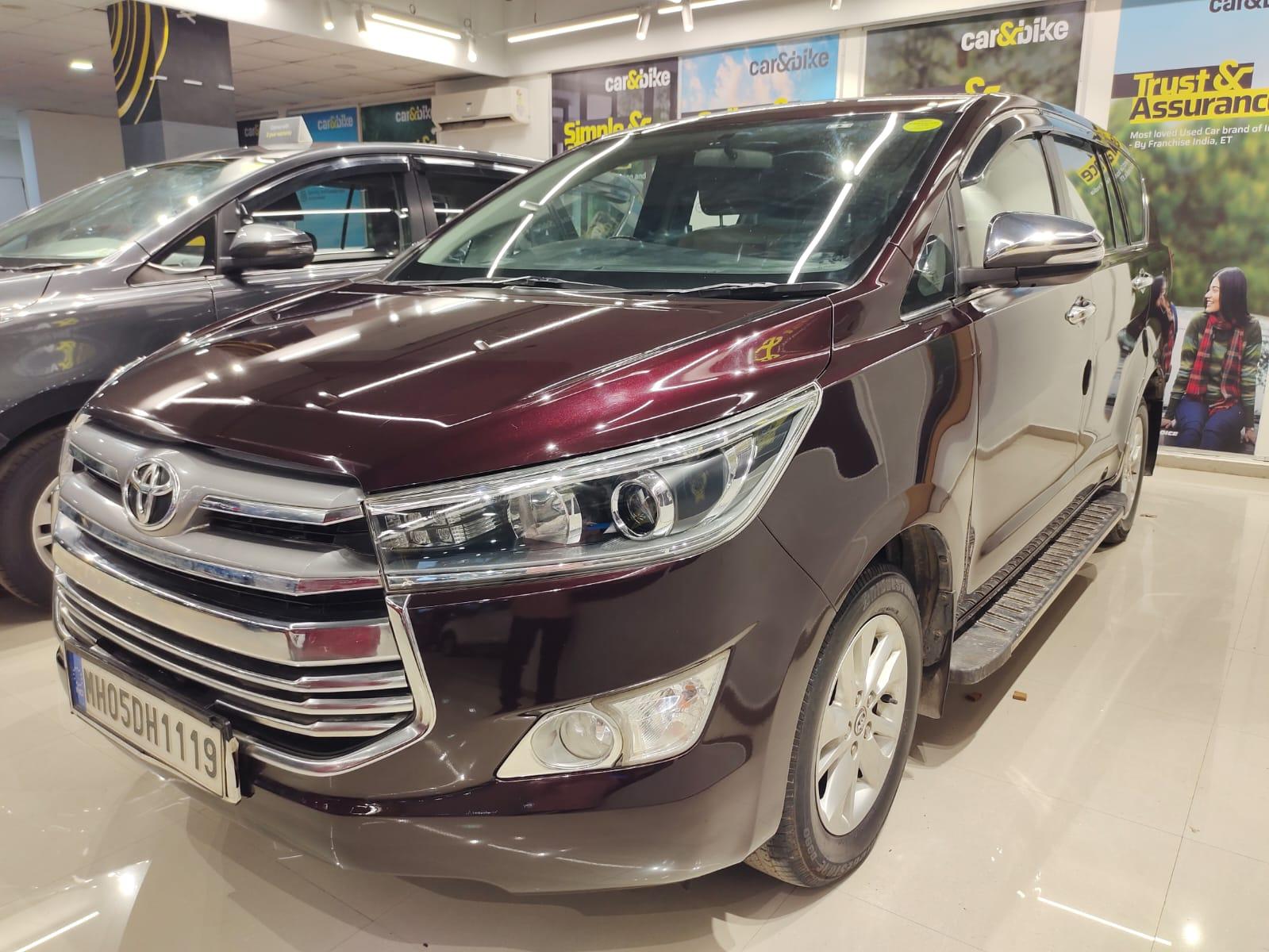 2017 टोयोटा इनोवा क्रिस्टा 2.8 Z 7 STR 2017 टोयोटा इनोवा क्रिस्टा 2.8 Z 7 STR