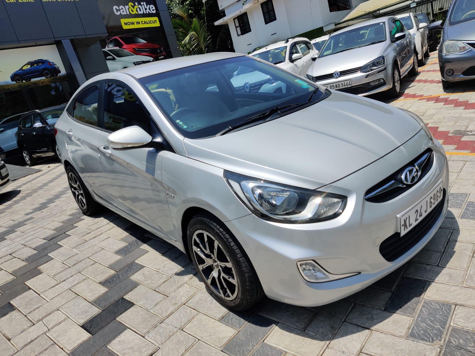 2014 ह्युंडई फ्लयूडिक वरना 1.4 CRDi EX 2014 ह्युंडई फ्लयूडिक वरना 1.4 CRDi EX