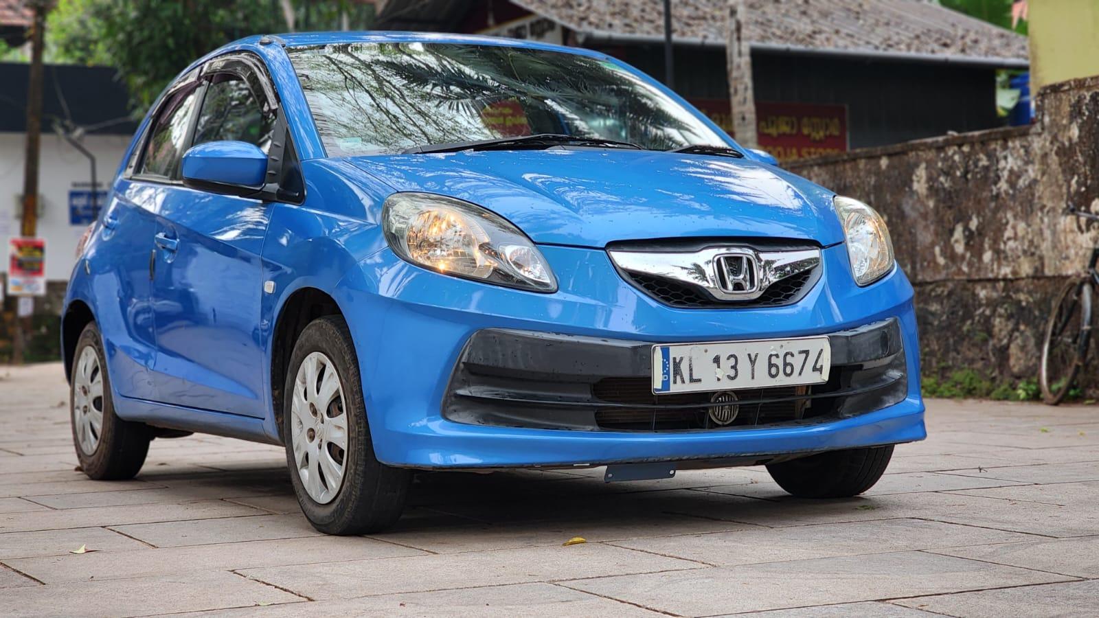 2012 होंडा ब्रियो S MT Petrol 2012 होंडा ब्रियो S MT Petrol