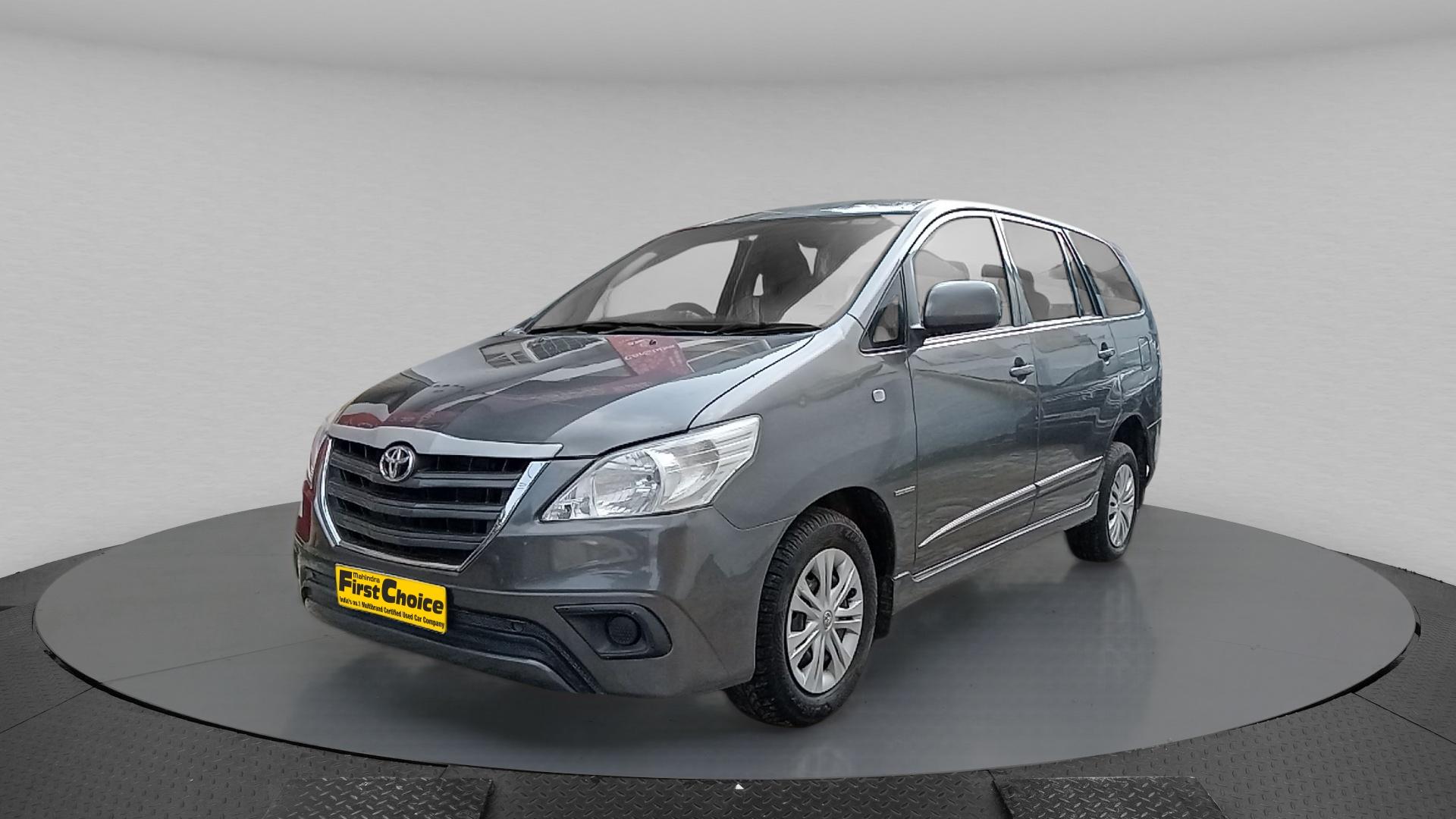 2014 टोयोटा इनोवा Euro IV 2.5 G 7 Seater 2014 टोयोटा इनोवा Euro IV 2.5 G 7 Seater