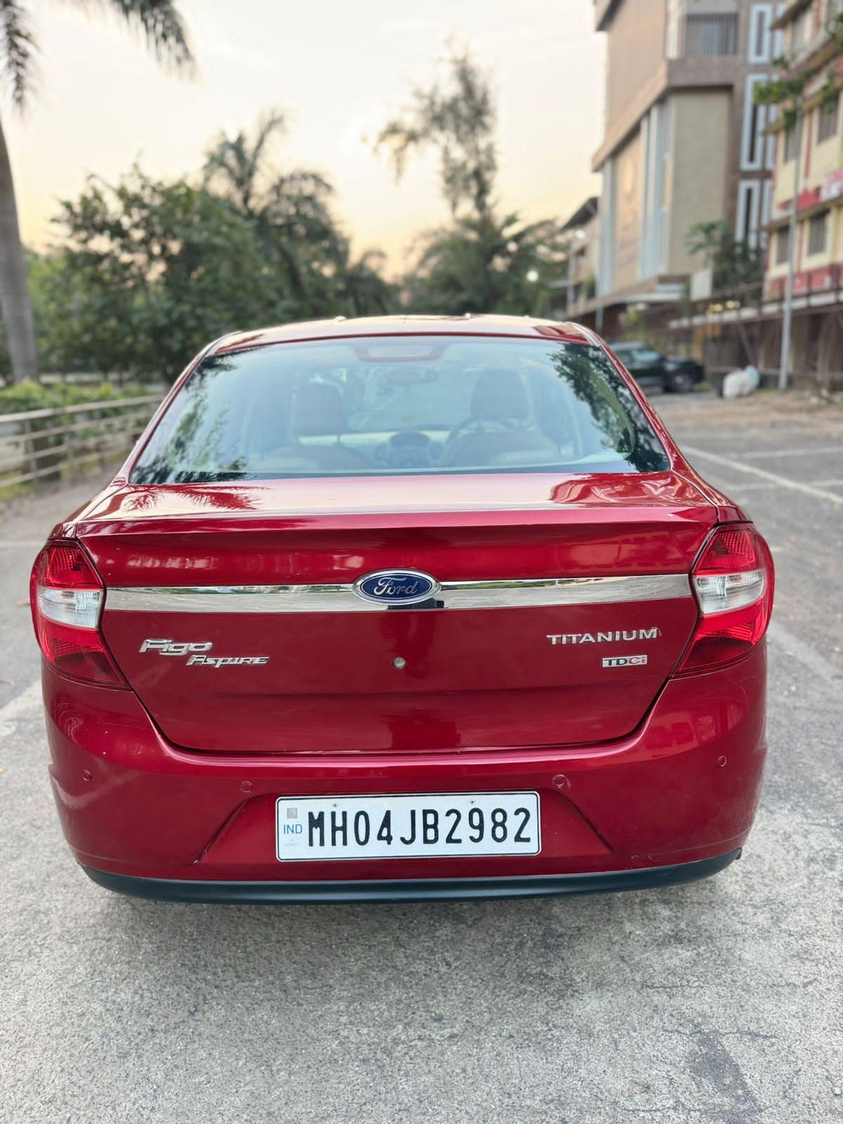 यूज़्ड 2017 फोर्ड फीगो एस्पायर, Sanpada, Mumbai 3 यूज़्ड 2017 फोर्ड फीगो एस्पायर, Sanpada, Mumbai 3
