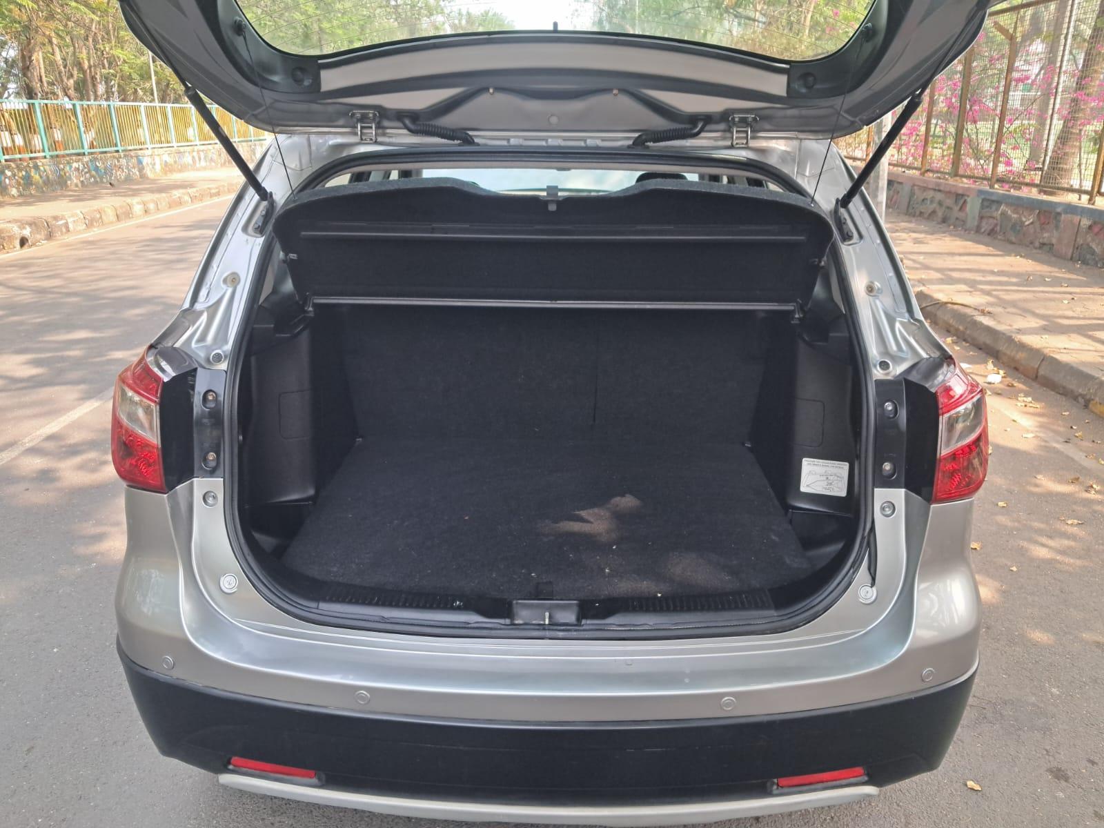 यूज़्ड 2016 मारुति सुजुकी एस-क्रॉस, Sanpada, Mumbai 9 यूज़्ड 2016 मारुति सुजुकी एस-क्रॉस, Sanpada, Mumbai 9