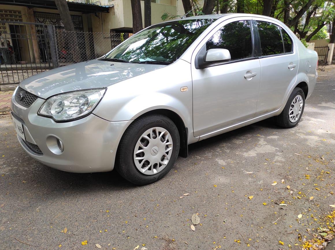 2012 फोर्ड फिएस्टा क्लासिक 1.4 Duratorq CLXI 2012 फोर्ड फिएस्टा क्लासिक 1.4 Duratorq CLXI