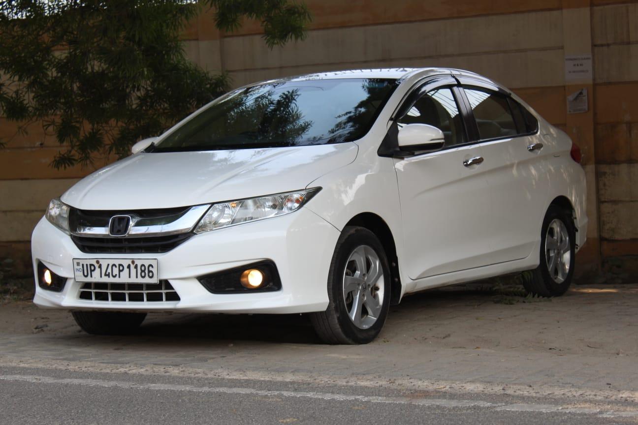 2015 होंडा सिटी V MT Petrol BS IV 2015 होंडा सिटी V MT Petrol BS IV