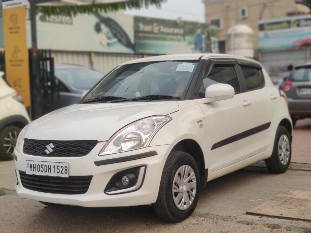 2017 मारुति सुजुकी स्विफ्ट LXI (O) 2017 मारुति सुजुकी स्विफ्ट LXI (O)