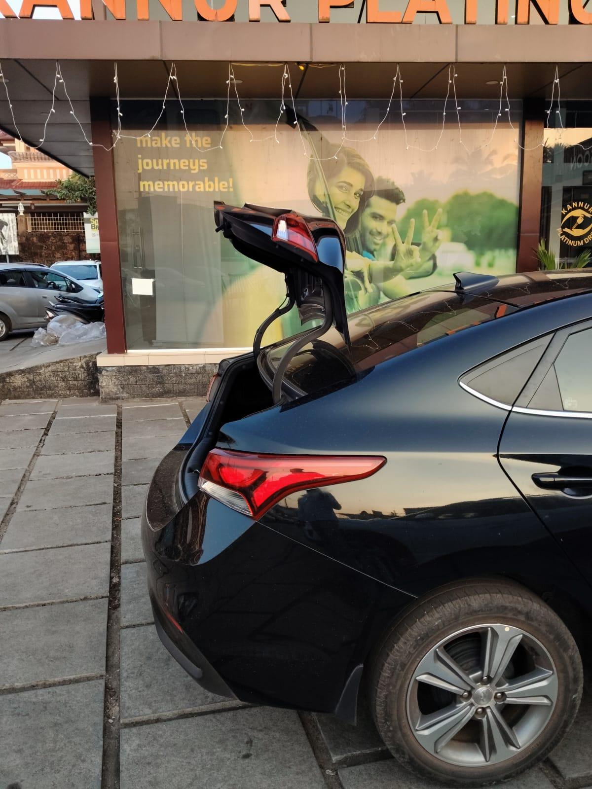 यूज़्ड 2018 ह्युंडई वरना, Thottada, Kannur 9 यूज़्ड 2018 ह्युंडई वरना, Thottada, Kannur 9