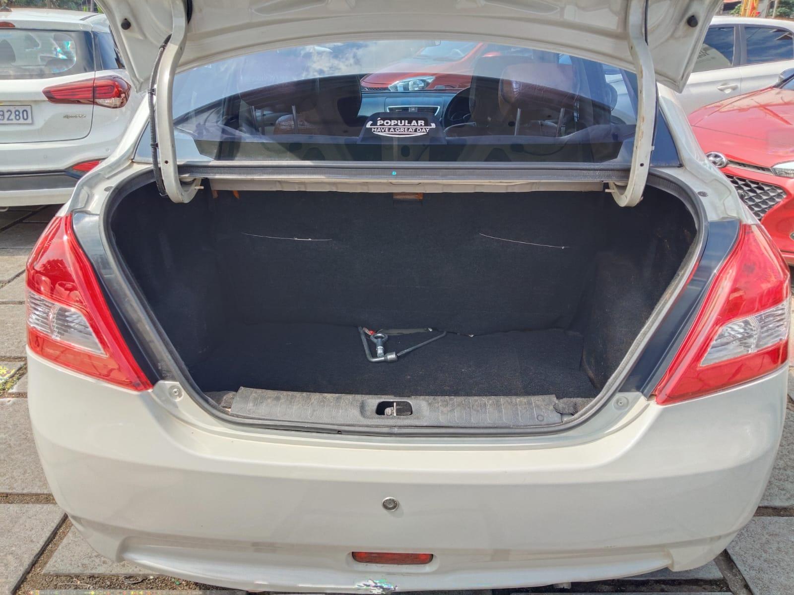 यूज़्ड 2013 मारुति सुजुकी स्विफ्ट डिज़ायर, Thottada, Kannur 9 यूज़्ड 2013 मारुति सुजुकी स्विफ्ट डिज़ायर, Thottada, Kannur 9