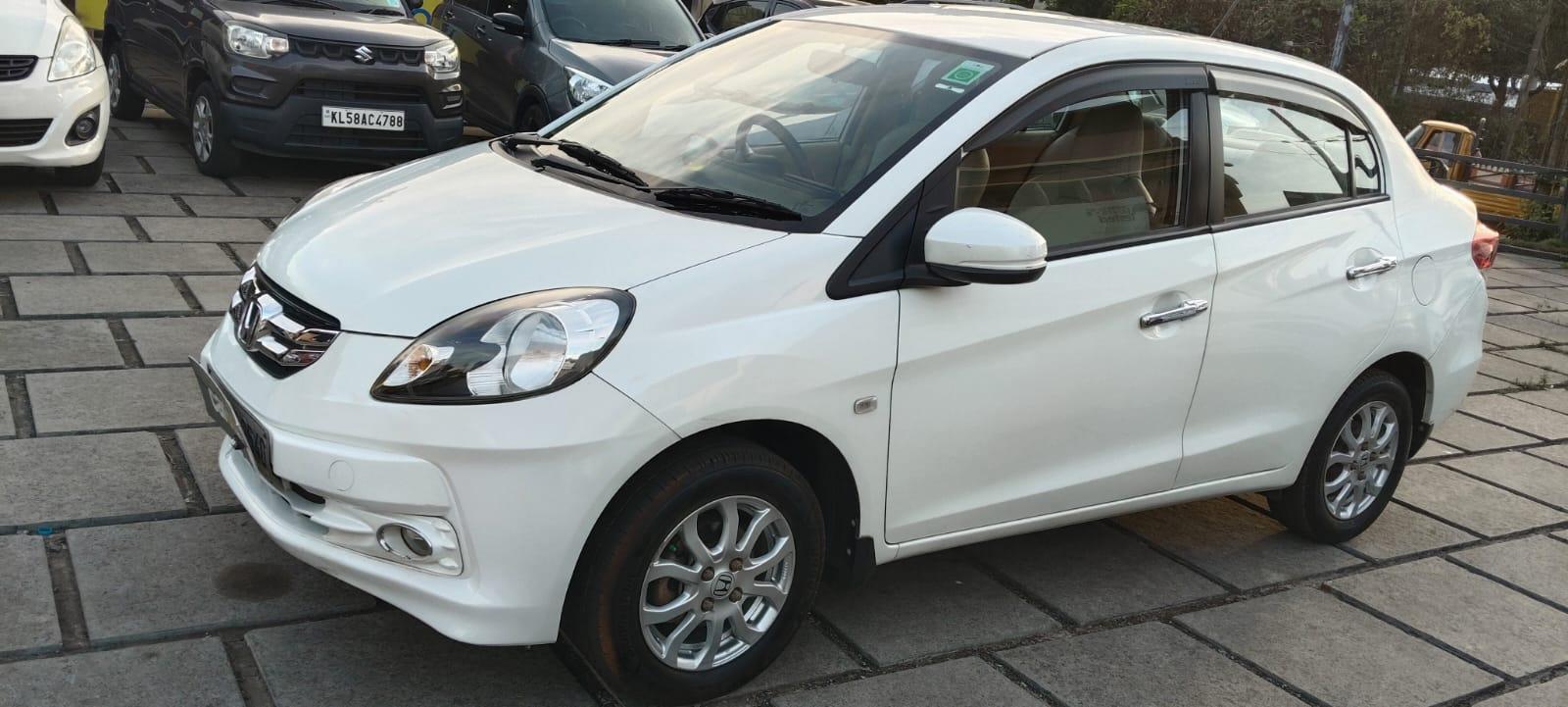 2016 होंडा अमेज़ S MT Petrol BS IV 2016 होंडा अमेज़ S MT Petrol BS IV