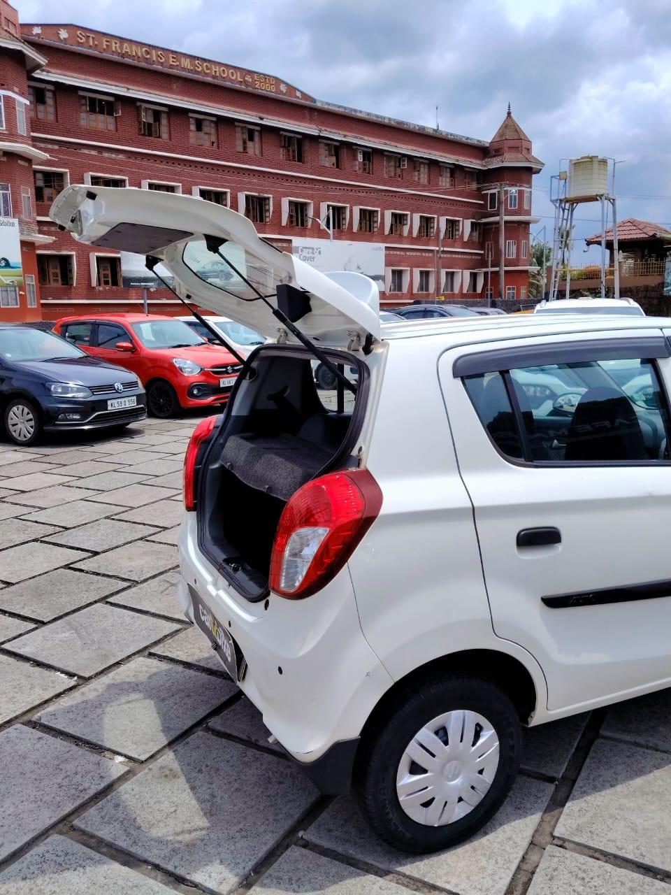 यूज़्ड 2017 मारुति सुजुकी अल्टो 800, Thottada, Kannur 9 यूज़्ड 2017 मारुति सुजुकी अल्टो 800, Thottada, Kannur 9