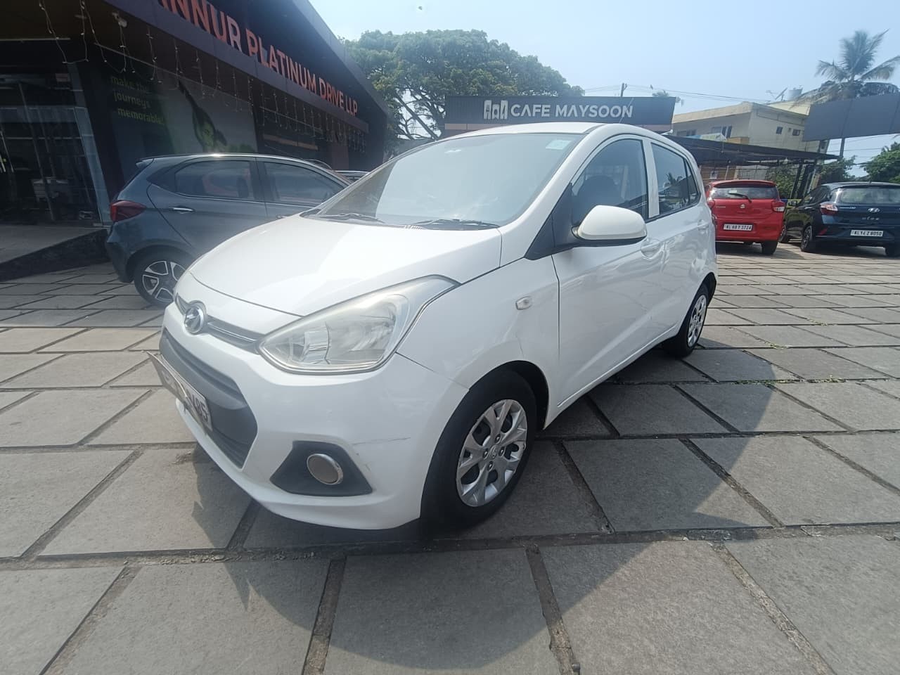 Used 2016 Hyundai Grand i10 Used 2016 Hyundai Grand i10