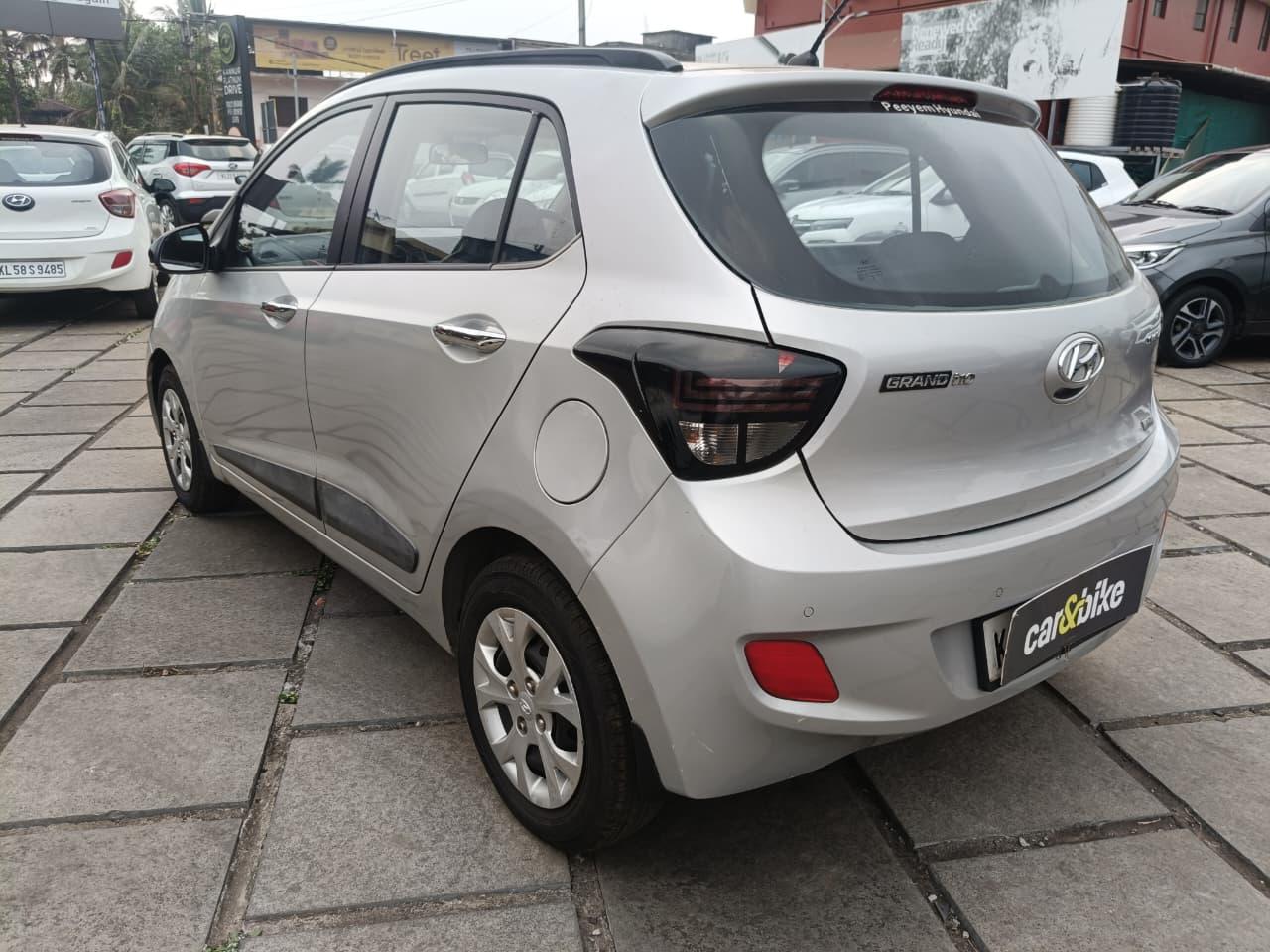 यूज़्ड 2014 ह्युंडई ग्रैंड आई10, Thottada, Kannur 2 यूज़्ड 2014 ह्युंडई ग्रैंड आई10, Thottada, Kannur 2