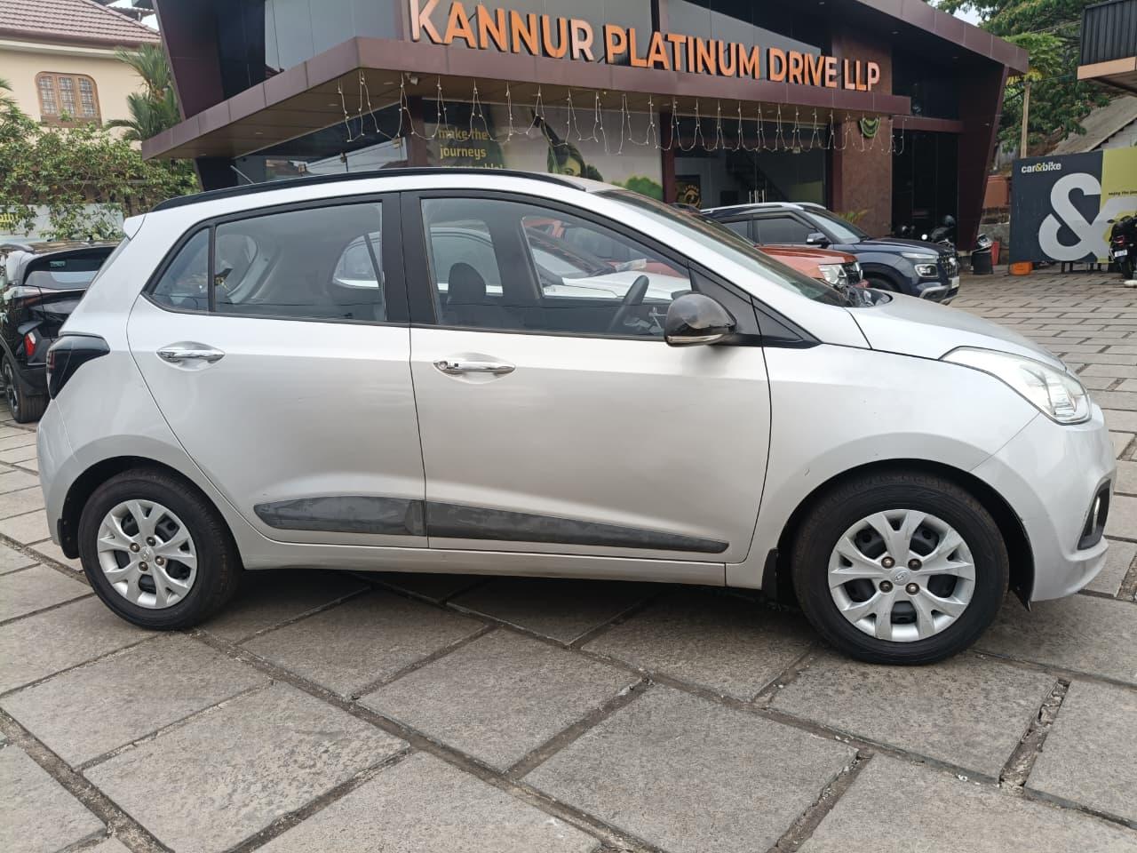 यूज़्ड 2014 ह्युंडई ग्रैंड आई10, Thottada, Kannur 8 यूज़्ड 2014 ह्युंडई ग्रैंड आई10, Thottada, Kannur 8