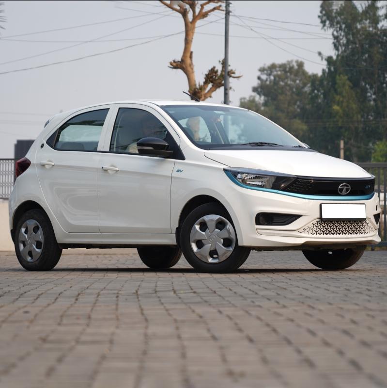 यूज़्ड 2023 टाटा टियागो ईवी, Spaze Business Park, Gurgaon 6 यूज़्ड 2023 टाटा टियागो ईवी, Spaze Business Park, Gurgaon 6