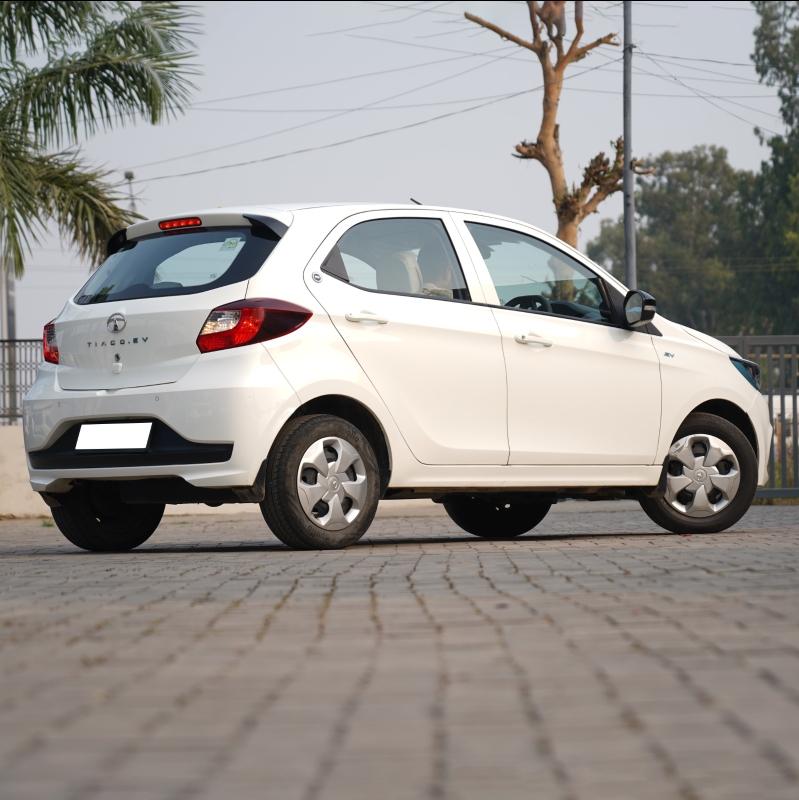 यूज़्ड 2023 टाटा टियागो ईवी, Spaze Business Park, Gurgaon 2 यूज़्ड 2023 टाटा टियागो ईवी, Spaze Business Park, Gurgaon 2