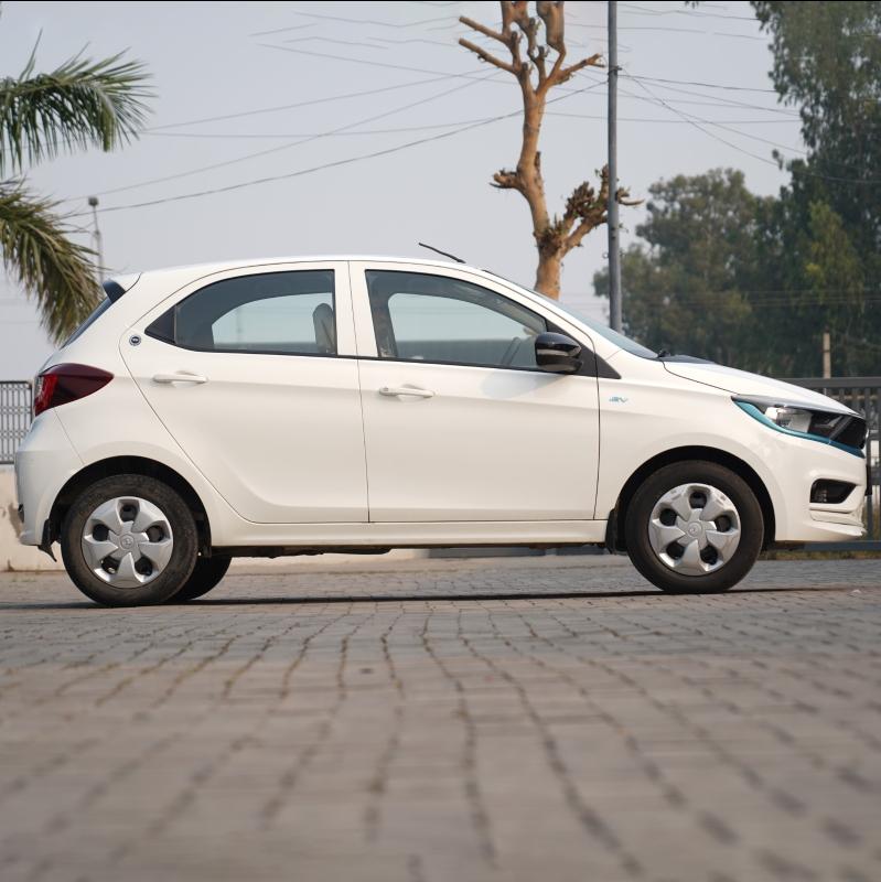 यूज़्ड 2023 टाटा टियागो ईवी, Gurgaon 5 यूज़्ड 2023 टाटा टियागो ईवी, Gurgaon 5