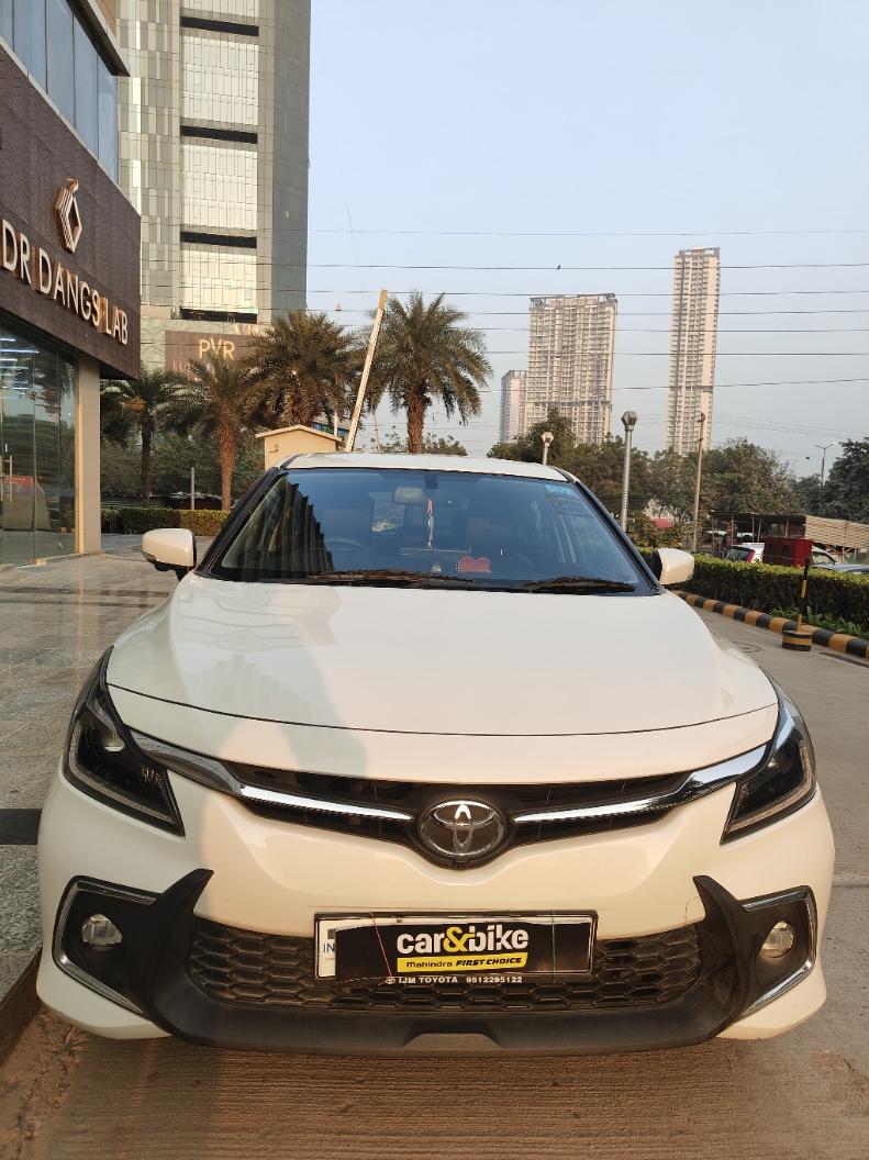 यूज़्ड 2024 टोयोटा गलांज़ा, Spaze Business Park, Gurgaon 7 यूज़्ड 2024 टोयोटा गलांज़ा, Spaze Business Park, Gurgaon 7