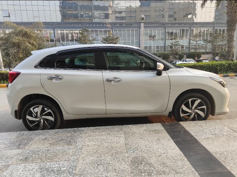 यूज़्ड 2024 टोयोटा गलांज़ा, Spaze Business Park, Gurgaon 5 यूज़्ड 2024 टोयोटा गलांज़ा, Spaze Business Park, Gurgaon 5