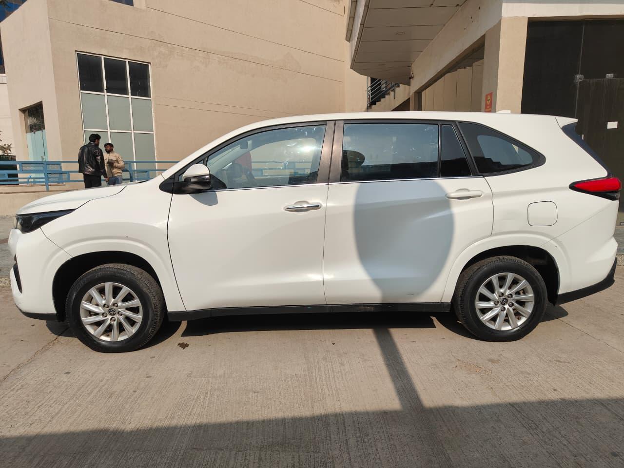 यूज़्ड 2023 टोयोटा इनोवा हायक्रॉस, Spaze Business Park, Gurgaon 1 यूज़्ड 2023 टोयोटा इनोवा हायक्रॉस, Spaze Business Park, Gurgaon 1