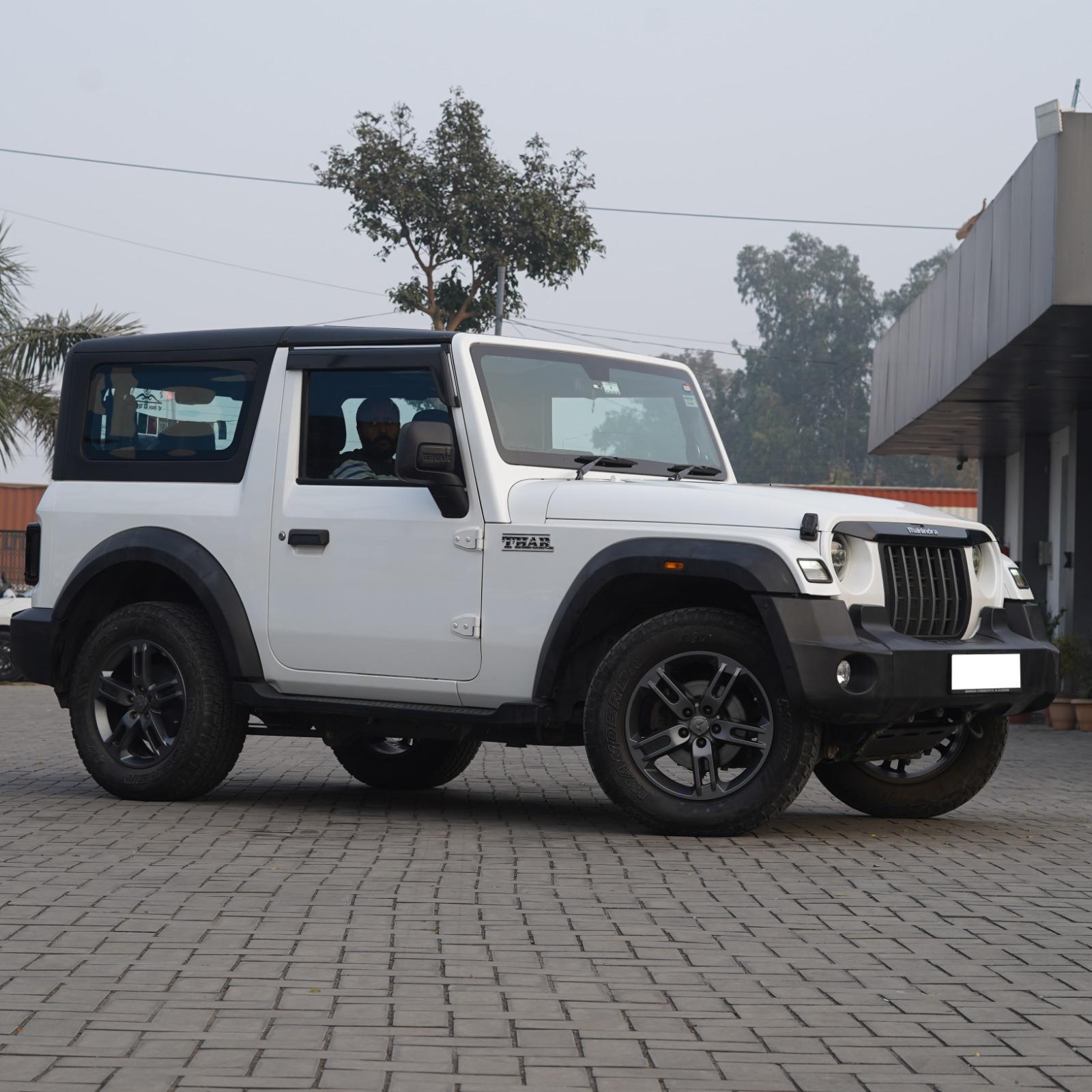 2023 महिंद्रा थार LX Manual 4 Seater Hard Top Diesel 2023 महिंद्रा थार LX Manual 4 Seater Hard Top Diesel