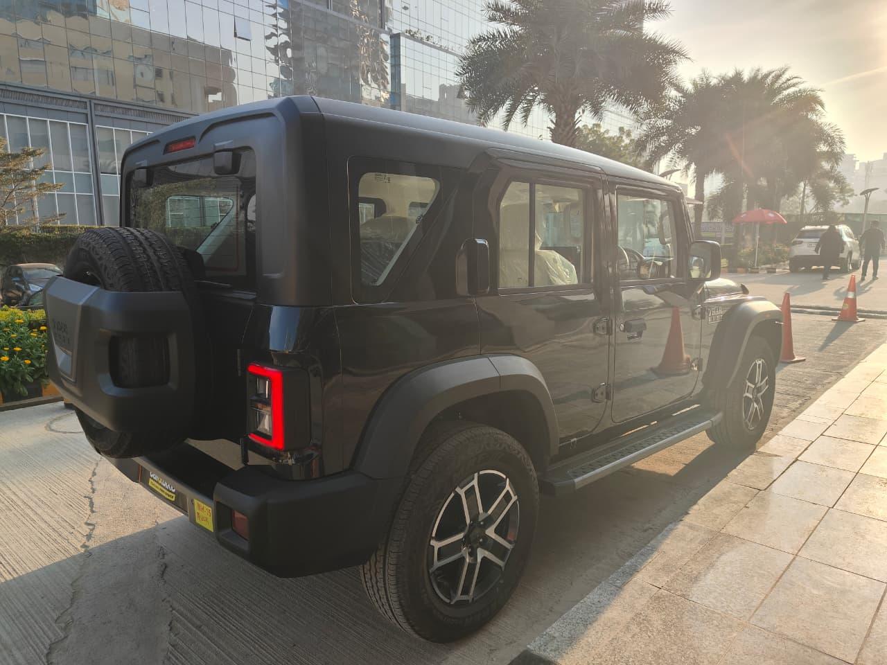 यूज़्ड 2024 महिंद्रा थार रॉक्स, Spaze Business Park, Gurgaon 3 यूज़्ड 2024 महिंद्रा थार रॉक्स, Spaze Business Park, Gurgaon 3