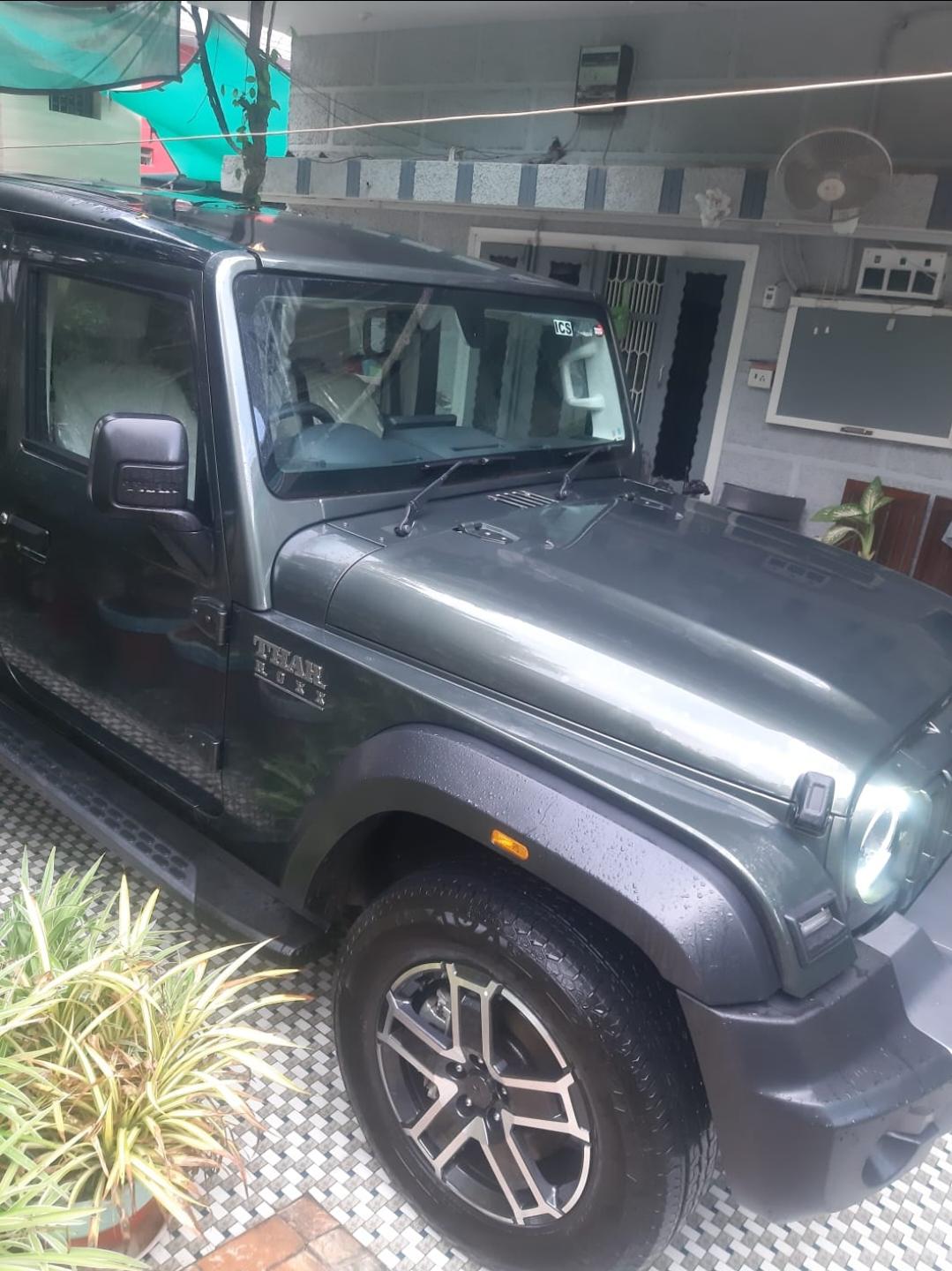 यूज़्ड 2024 महिंद्रा थार रॉक्स, Spaze Business Park, Gurgaon 3 यूज़्ड 2024 महिंद्रा थार रॉक्स, Spaze Business Park, Gurgaon 3