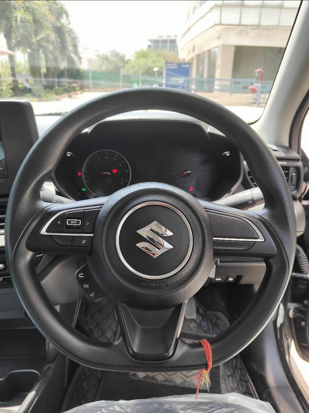यूज़्ड 2025 मारुति सुजुकी स्विफ्ट, Spaze Business Park, Gurgaon 9 यूज़्ड 2025 मारुति सुजुकी स्विफ्ट, Spaze Business Park, Gurgaon 9