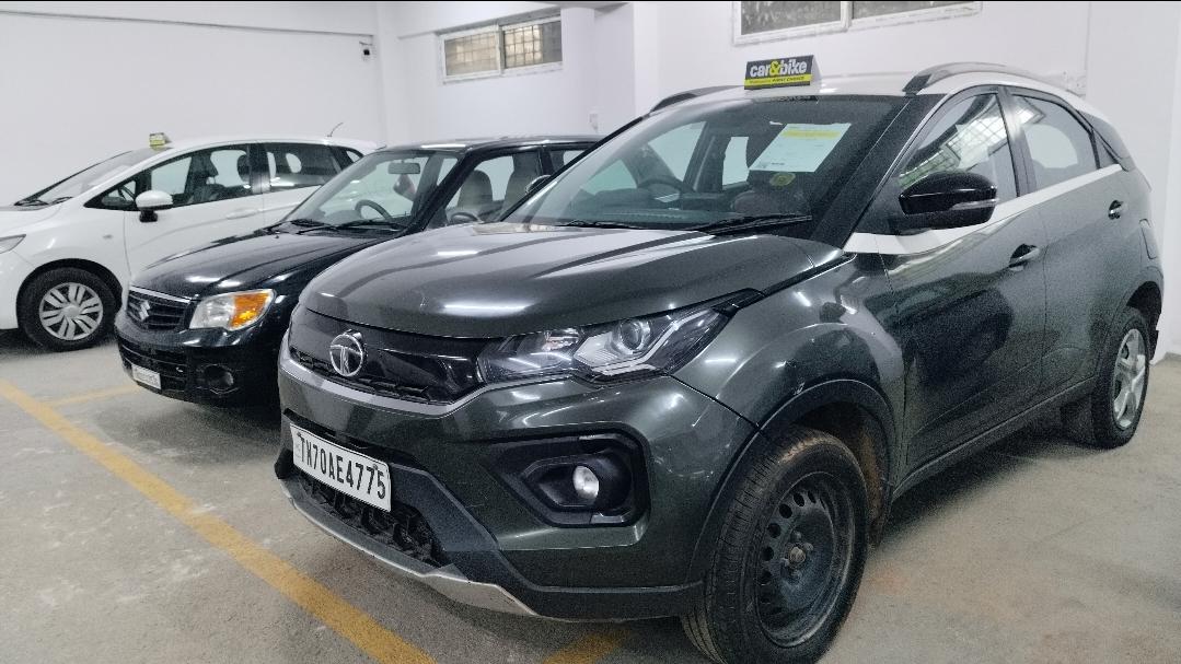 2020 टाटा नेक्सन Revotron XZ 2020 टाटा नेक्सन Revotron XZ