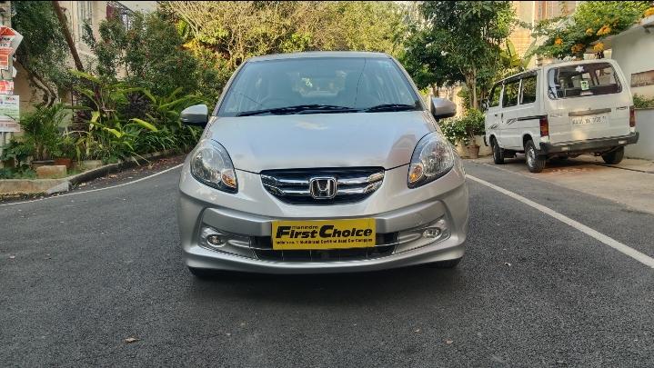 2015 होंडा अमेज़ VX MT Petrol BS IV 2015 होंडा अमेज़ VX MT Petrol BS IV