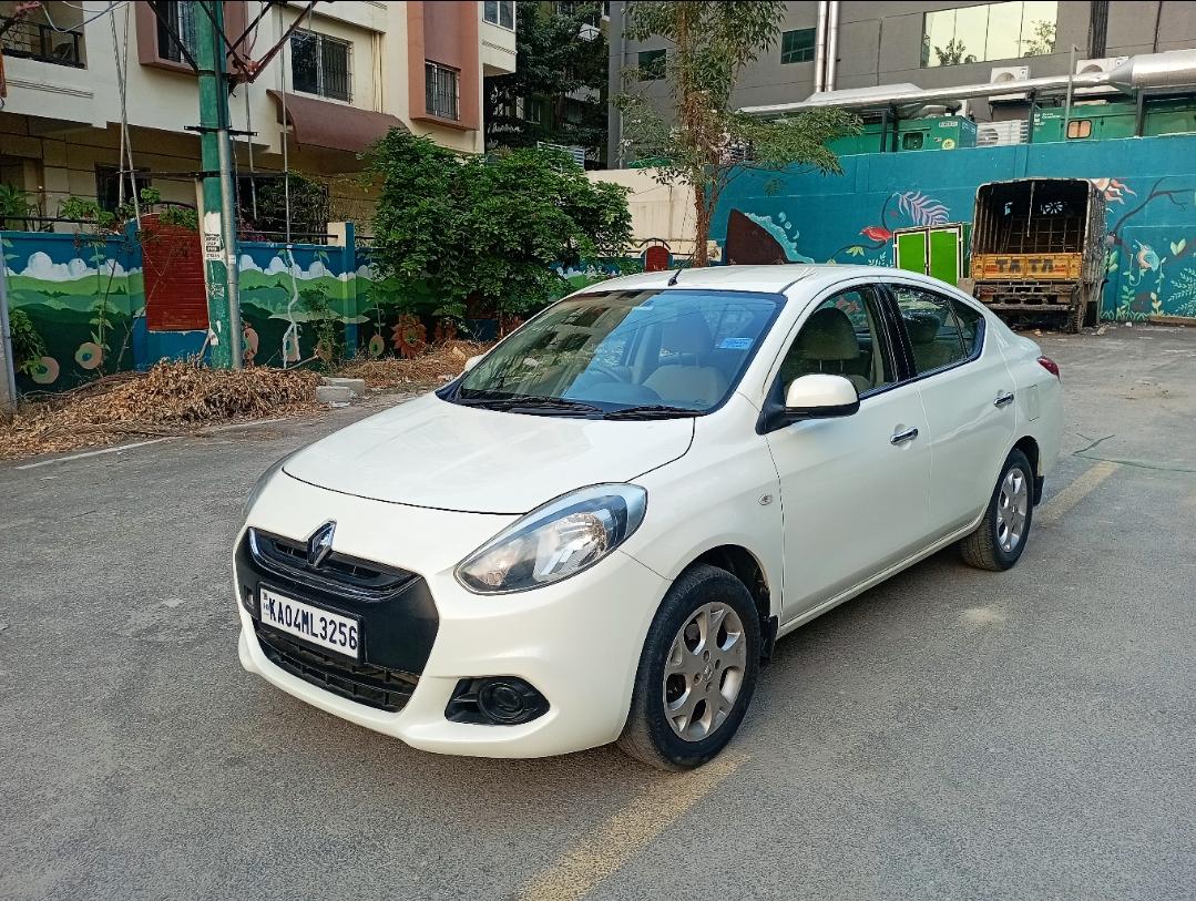 2012 रेनो स्काला RxL Petrol 2012 रेनो स्काला RxL Petrol