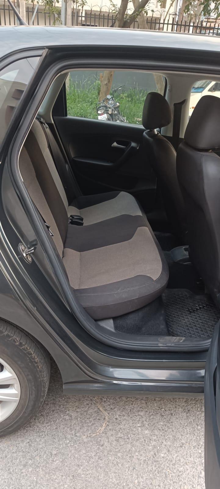 यूज़्ड 2015 फॉक्सवैगन पोलो, HSR Layout, Bangalore 14 यूज़्ड 2015 फॉक्सवैगन पोलो, HSR Layout, Bangalore 14