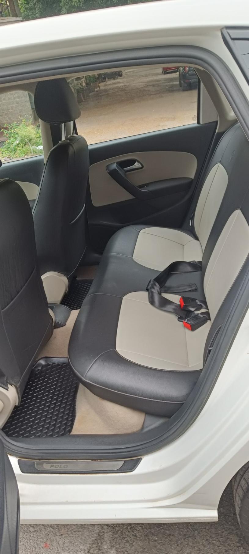 यूज़्ड 2013 फॉक्सवैगन पोलो, HSR Layout, Bangalore 16 यूज़्ड 2013 फॉक्सवैगन पोलो, HSR Layout, Bangalore 16