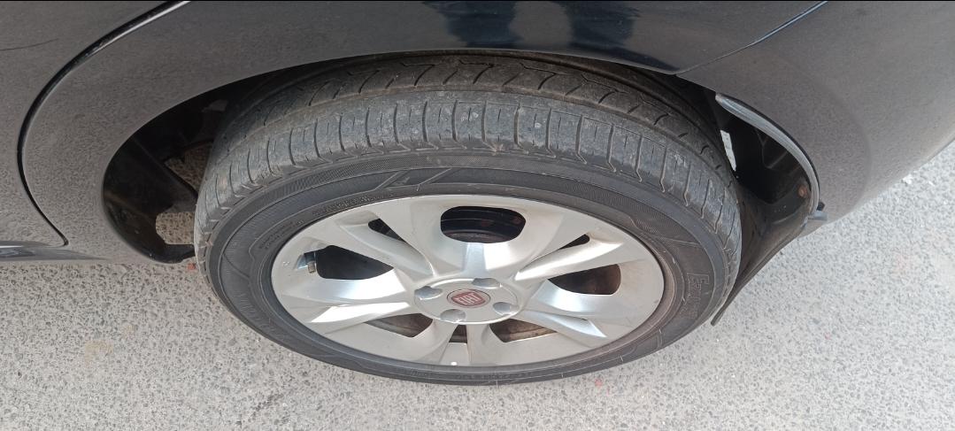 यूज़्ड 2014 फिएट पुंटो इवो, HSR Layout, Bangalore 8 यूज़्ड 2014 फिएट पुंटो इवो, HSR Layout, Bangalore 8