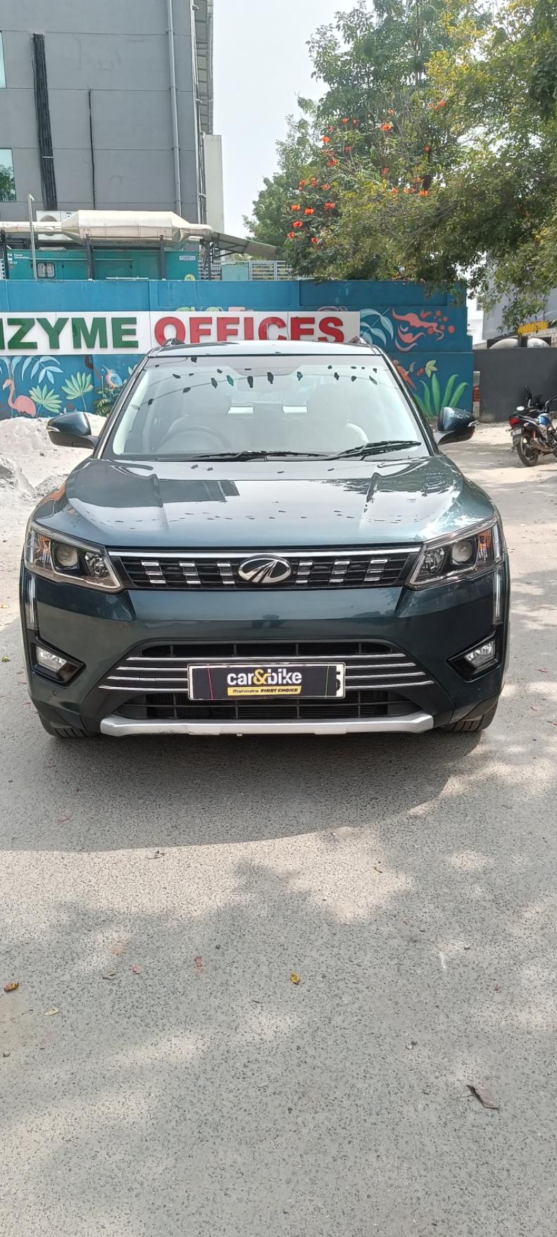 यूज़्ड 2020 महिंद्रा एक्सयूवी300, HSR Layout, Bangalore 7 यूज़्ड 2020 महिंद्रा एक्सयूवी300, HSR Layout, Bangalore 7