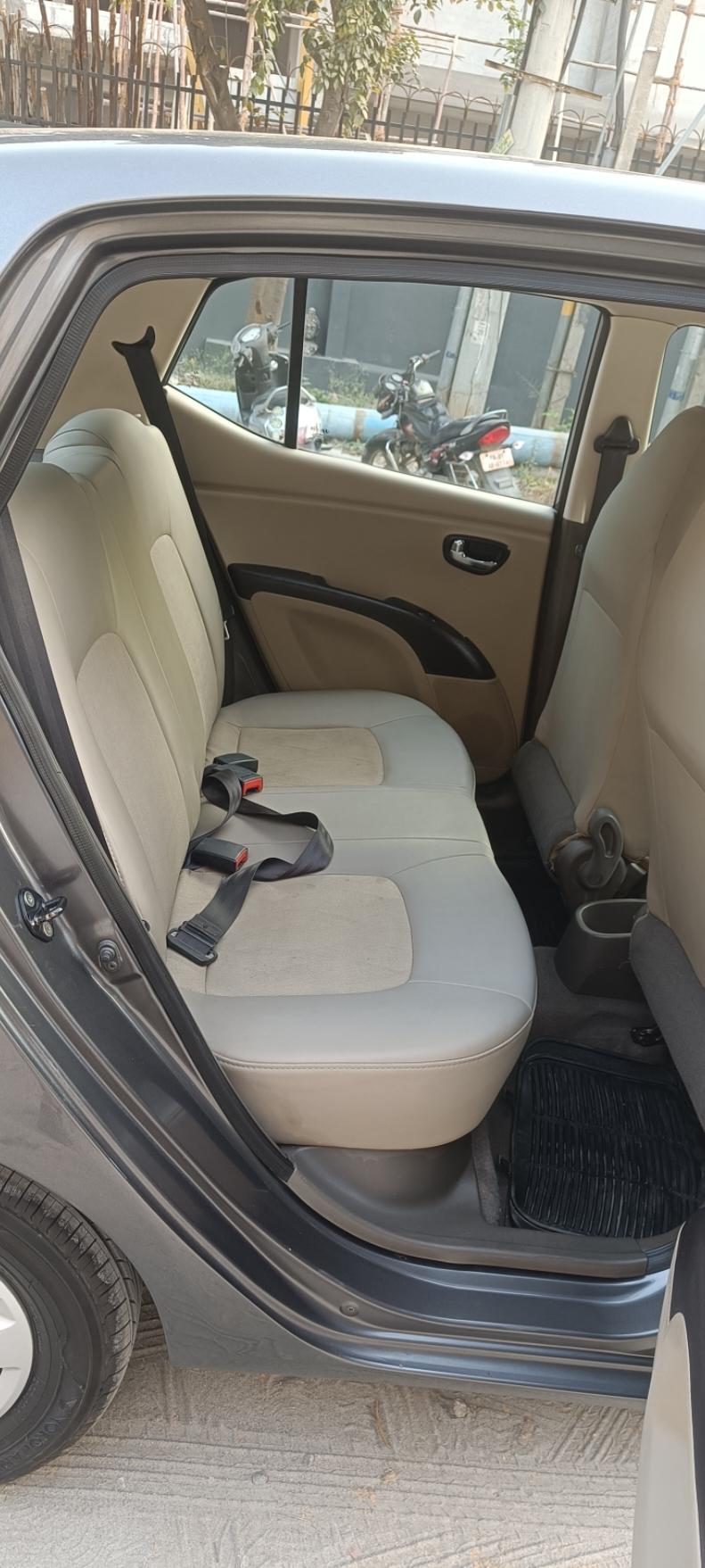 यूज़्ड 2012 ह्युंडई आई10, HSR Layout, Bangalore 16 यूज़्ड 2012 ह्युंडई आई10, HSR Layout, Bangalore 16