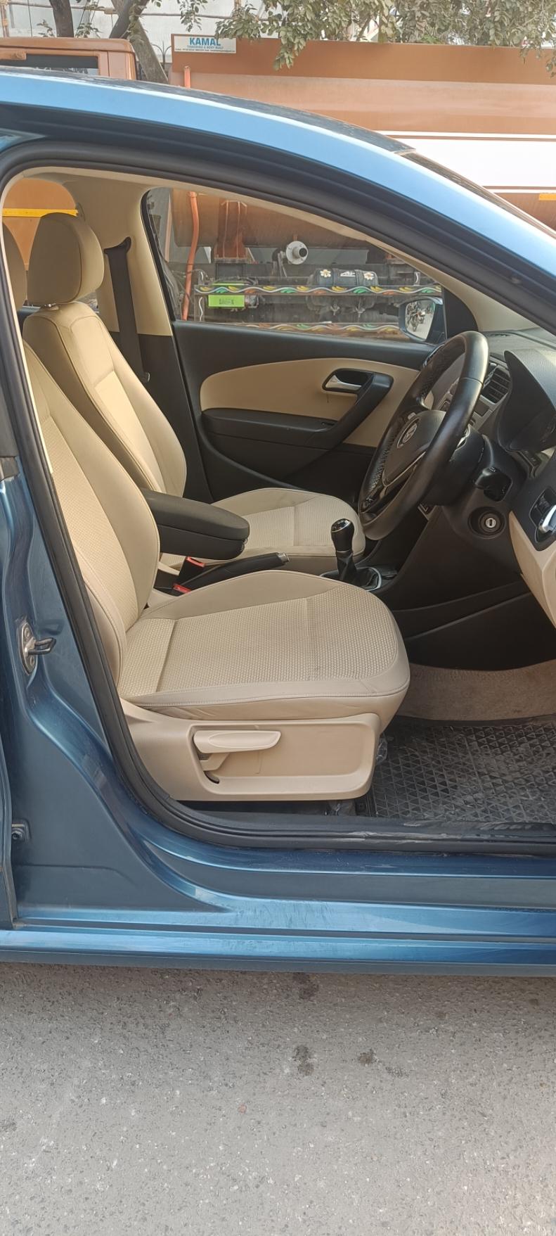 यूज़्ड 2016 फॉक्सवैगन एमियो, HSR Layout, Bangalore 15 यूज़्ड 2016 फॉक्सवैगन एमियो, HSR Layout, Bangalore 15