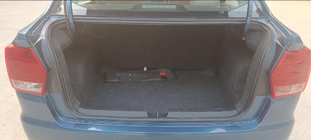 यूज़्ड 2016 फॉक्सवैगन एमियो, HSR Layout, Bangalore 9 यूज़्ड 2016 फॉक्सवैगन एमियो, HSR Layout, Bangalore 9