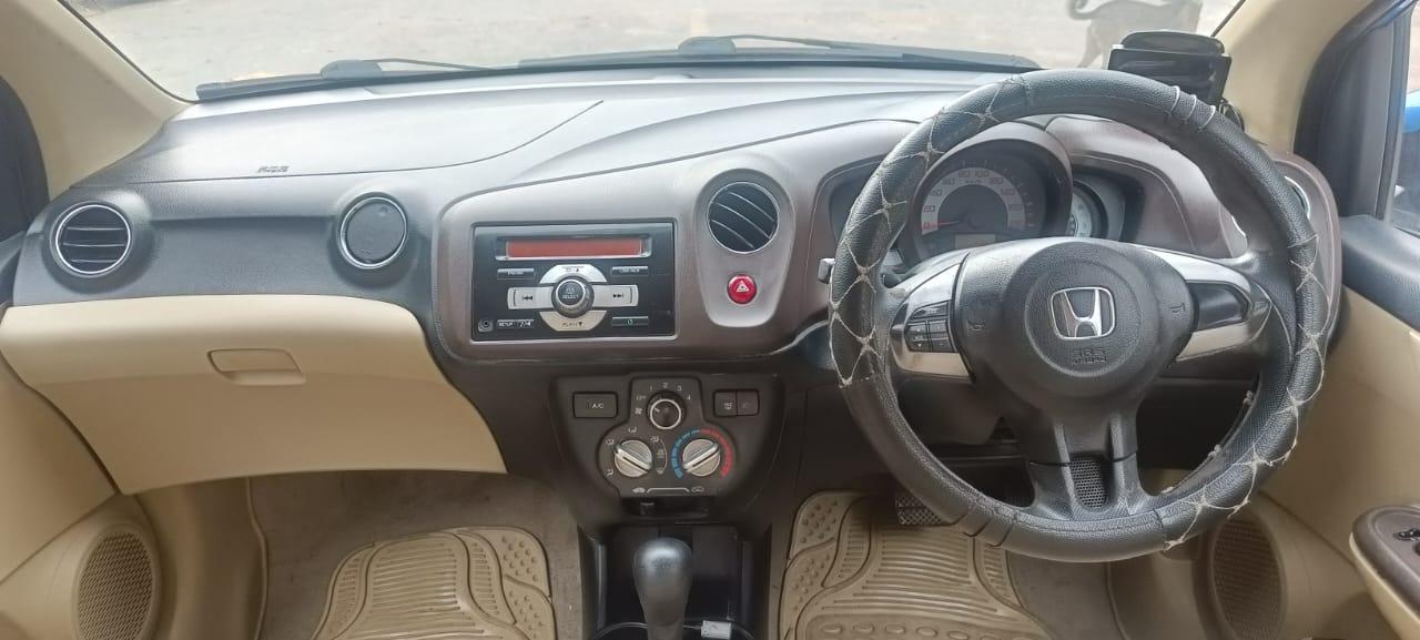 यूज़्ड 2014 होंडा ब्रियो, HSR Layout, Bangalore 10 यूज़्ड 2014 होंडा ब्रियो, HSR Layout, Bangalore 10